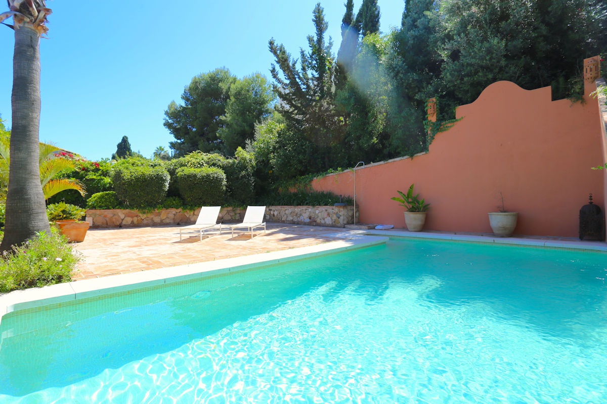 Chalet independiente en alquiler en Málaga